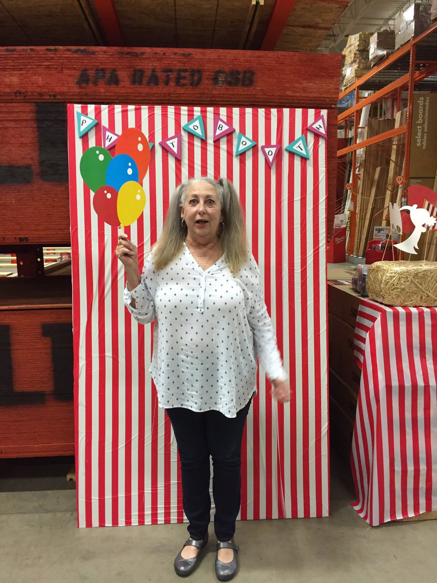 Gaylen3645_93DH's tweet photo. Store 3645 success sharing celebration, had a blast https://t.co/tgEd9zKT5n