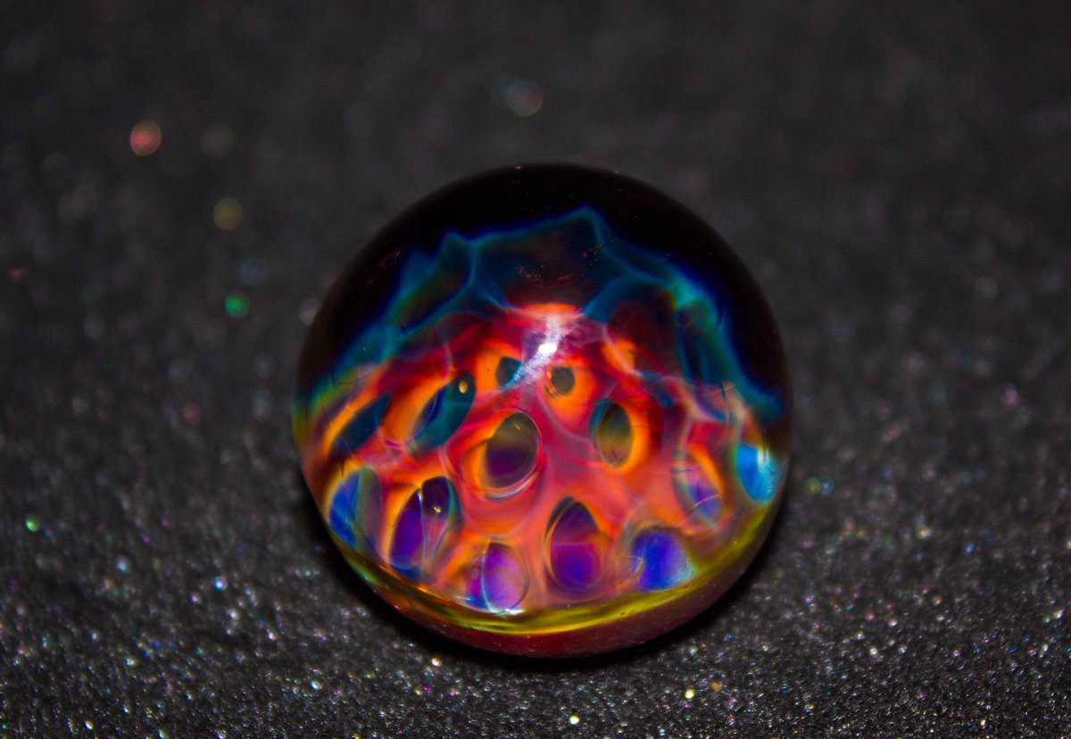 Glass_art_USA's tweet photo. Mental state is everything // #honeycomb #glassart #smoke420 #psychedelics #2017life #miami #newyork #vanlife #revolution #Millennials https://t.co/56fyJrCKMy