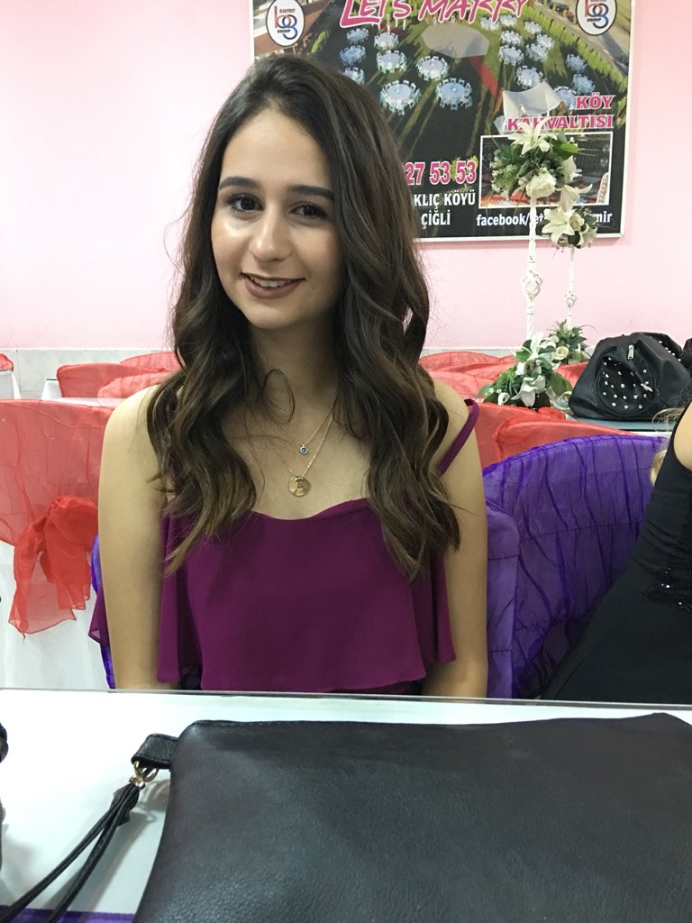 tasdamaraslan's tweet photo. Takip cimin orospu kardeşi yorum lar sert olsun kahpe ye küfür edin orospu ya https://t.co/uiV17hCbeB