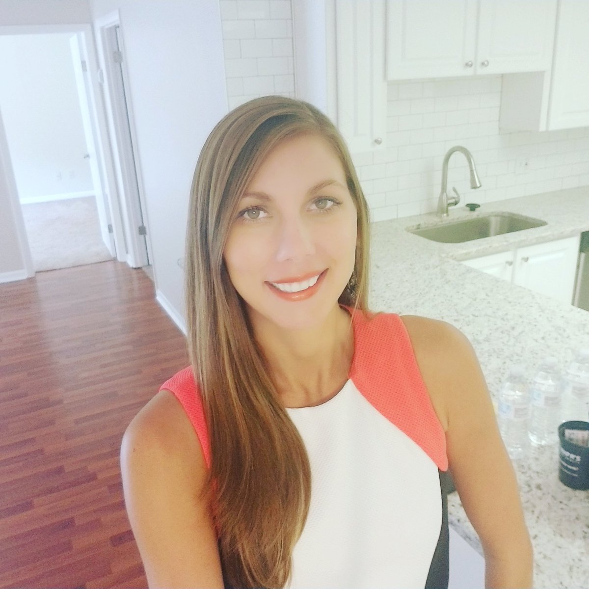 TampaBestRealty's tweet photo. Awesome turnout at our #openhouse at 18412 Sterling Silver in #Lutz! 4 bed only 225k! 813-446-1571 #lutzfl #lutzflorida #lutzelementary #ifb https://t.co/kGHxigRav3