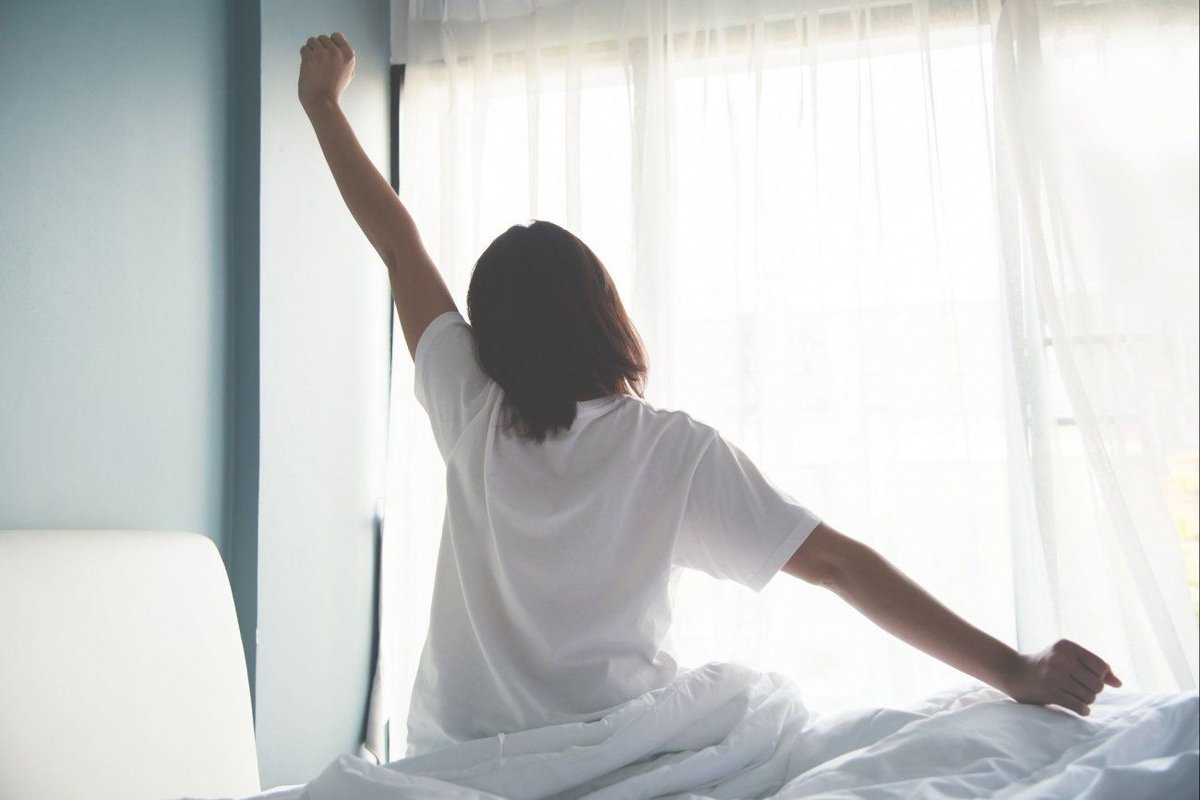 DaveThomson_ATL's tweet photo. 10 Simple Things Successful People Do Every Morning (Infographic) https://t.co/gc0SguyTvg https://t.co/nJhiy0OYpC
