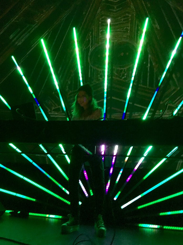 ranchnrooftops's tweet image. Last night was one of the best concerts I've ever been to. I'm so proud of you @TOKiMONSTA