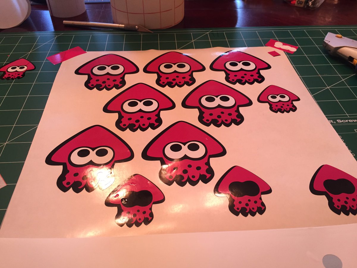 SniperSwannie's tweet photo. Some more vinyls for #SquidStorm2017 ... 3 layers is hard (so these might be a little more $) https://t.co/P25dmPWvhh