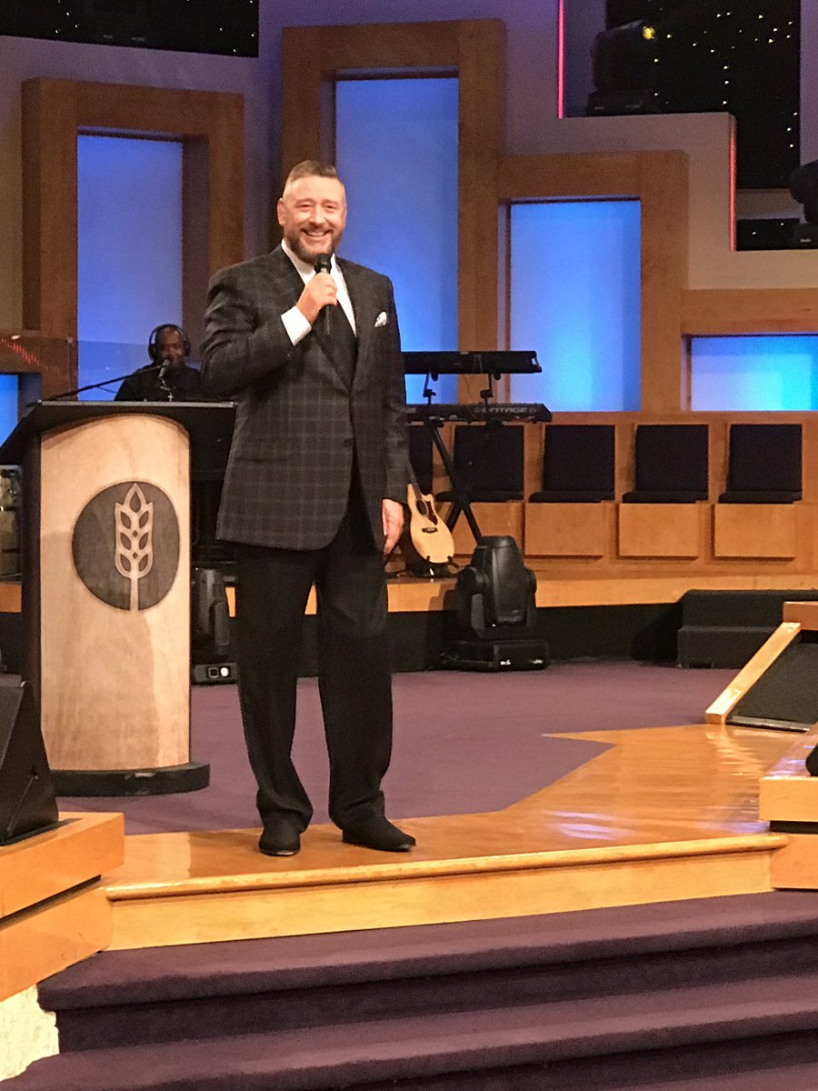 RonnieJHarrison's tweet photo. Happy Pastor appreciation @RealRodParsley!  We love and celebrate you today and the effect you have had on our lives.  #generalstatus https://t.co/b3jiWk76Ov