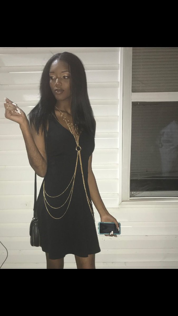 tiyahlanee's tweet photo. #callmeslim 🥀 https://t.co/ZXIE0kYN1B
