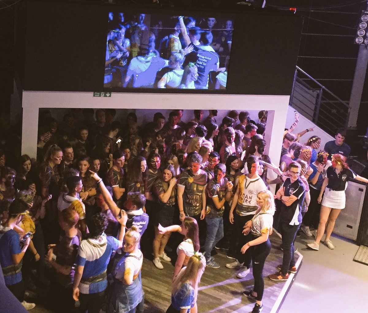 Amina_Hamoud's tweet photo. Super proud of my babes making it to the #singoff finally #riggrut #smallbutmighty #theromanempire #proudsubbie #loveloveloveπππ https://t.co/afp6IO5048