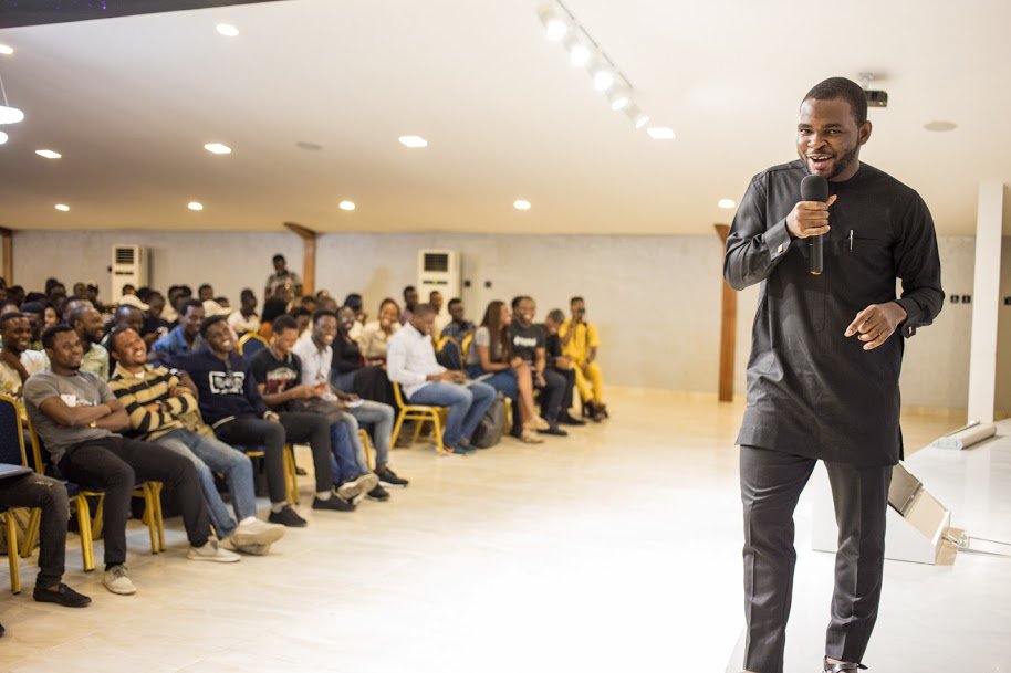 techforestng's tweet photo. Some shots from #forlooplagos event targeting the #NextBillionUsers. @markessien @nextdeegit @starthubtech @thompson_nsikak @codebeast @Andela_Nigeria @Andela @Esidemsam @dikethelmak @brownjee001 @KidsCodeClub https://t.co/gjvTqbl5sn