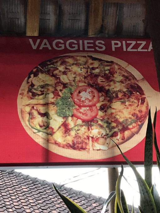 My favorite pizza yet #balispelling https://t.co/kPncAHB9gl<a href="/tag/balispelling"class="tags">#balispelling</a>