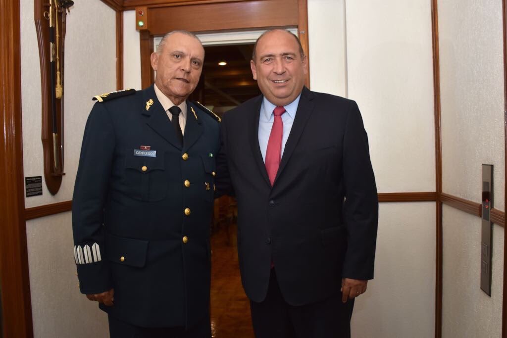 SANDUEI's tweet photo. @rubenmoreiravdz @SEDENAmx @GobDeCoahuila @EPN @S_Cienfuegos_Z #CoahuilaOrgulloDelNorte #CoahuilaEnPaz #SanPedro #Coah se beneficia con este #MegaCuartel @JuanGlz13 @flores_mendez @DAVIFLOLAVENANT salu2 https://t.co/2w3h1394Ex
