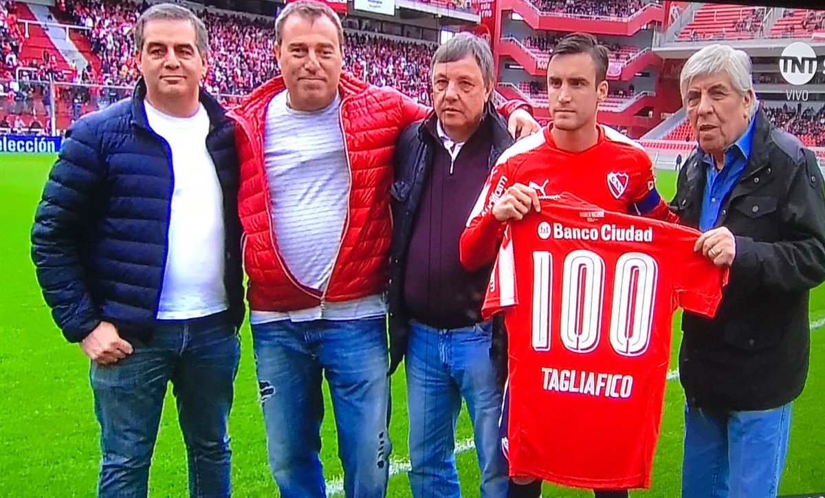 Reconocimiento a Tagliafico