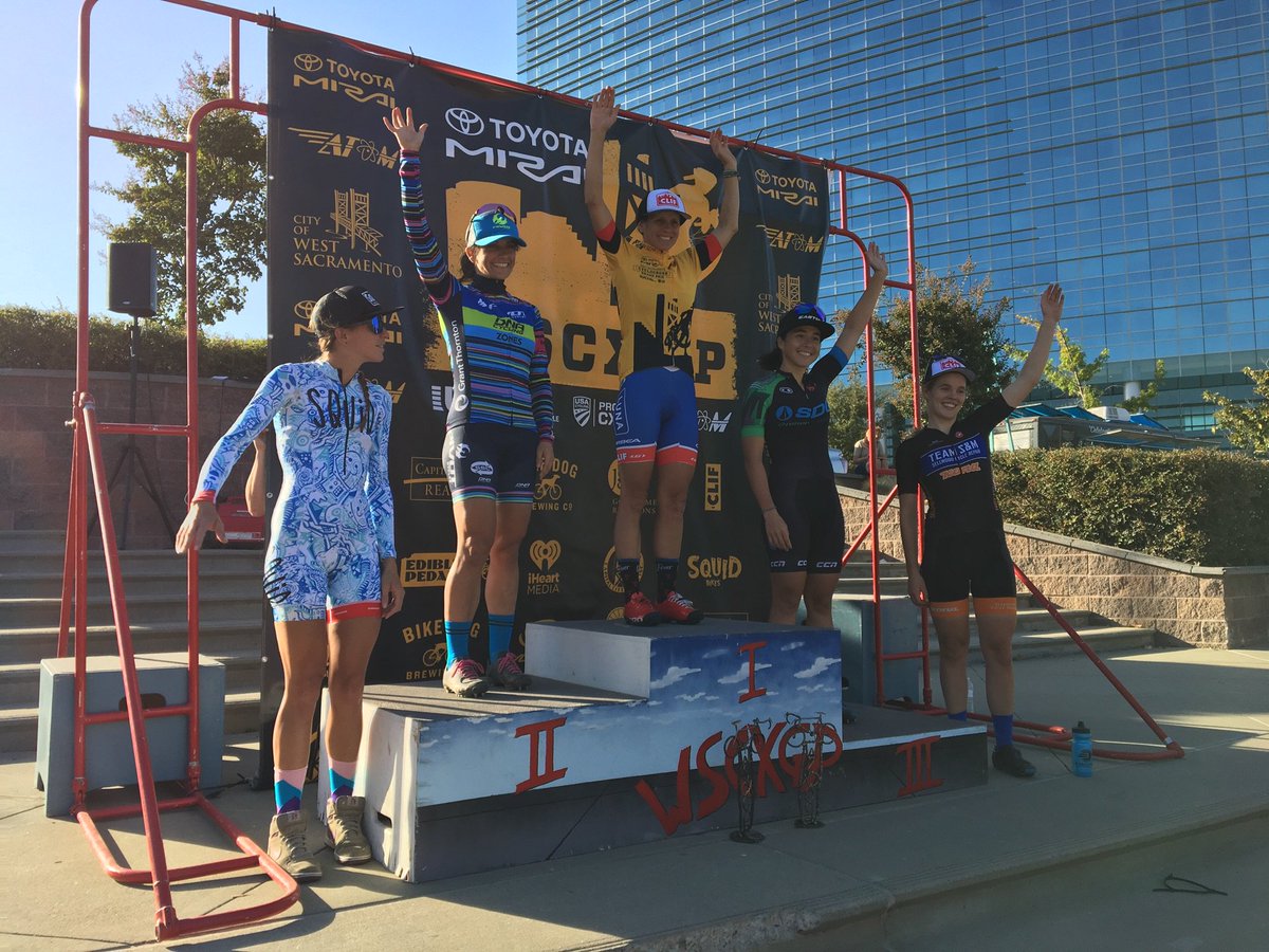 WC2 podium just happened : 1-<a href="/katkanash/">Katerina Nash</a> 2-@courtmcfadden 3-<a href="/_amanda_panda_/">Amanda Nauman Sheek</a> 4-Runnels 5-Honsinger <a href="/WSCXGP/">WSCyclocrossGP</a> #ProCX