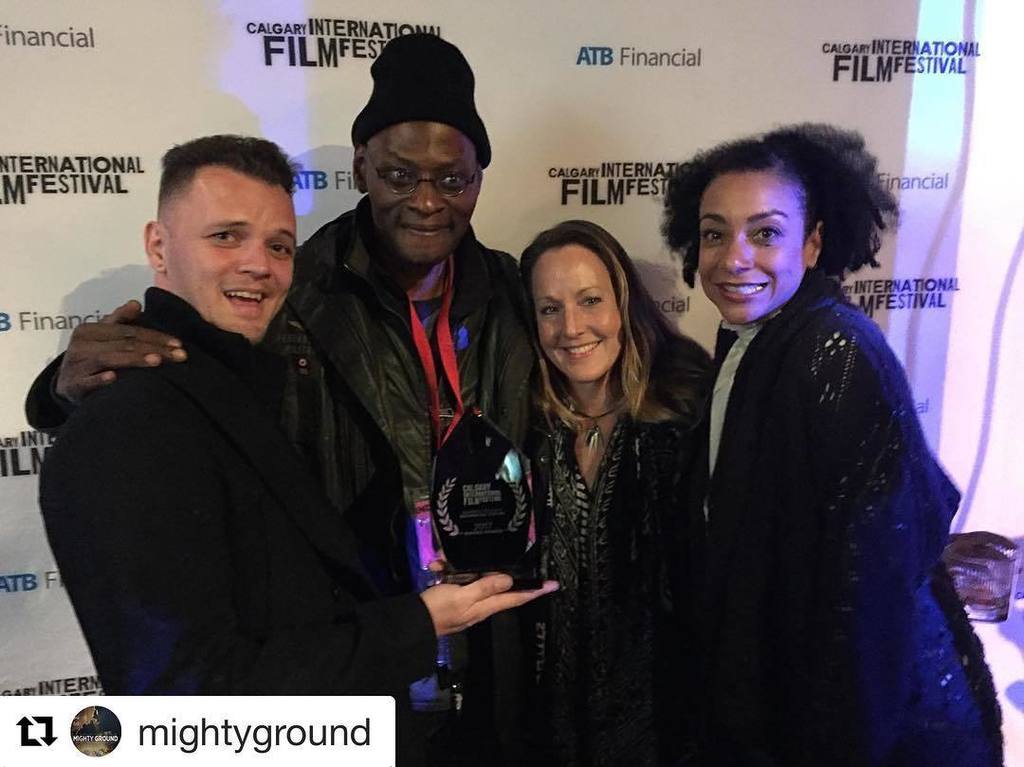 ronaldtcollins's tweet photo. #Repost @mightyground (@get_repost)
・・・
And the winner is... #MightyGround 🍾🥂💫Audience Favorite Feature Documentar… https://t.co/aizP0MzvtG https://t.co/v1u8OIfTjf