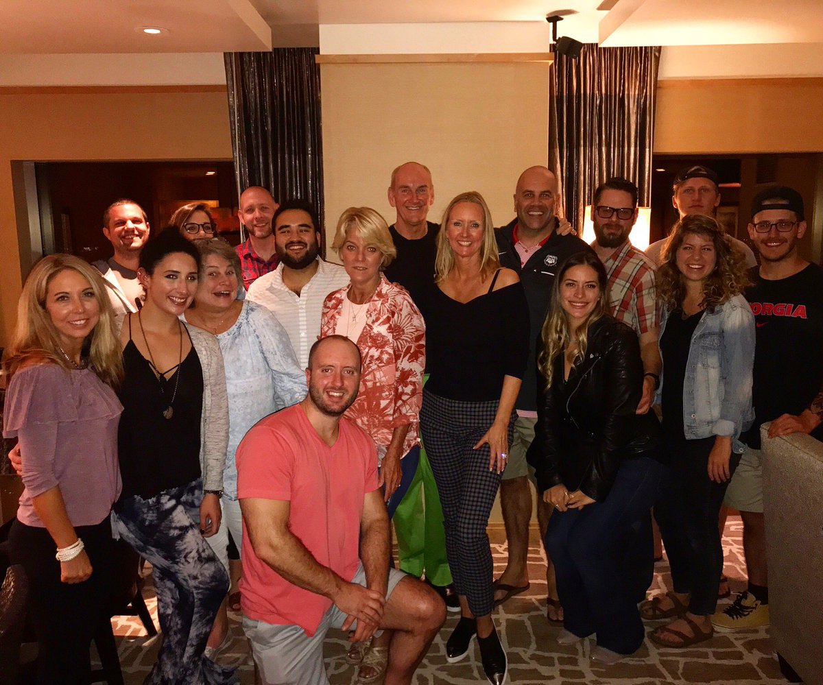 toddstweets's tweet image. The Sales Mastery 2017 team! #youready #salesmastery2017 #hightrust