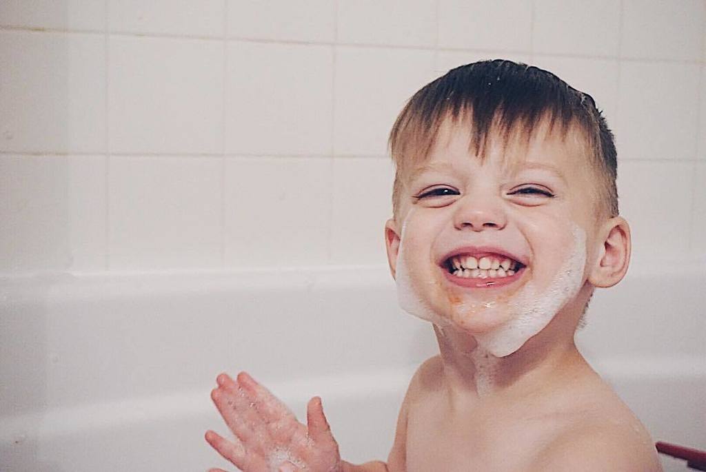 Bath time is kind of one of mine and Asher's things. Every night he yells, "Take me to bath Daa-dy!" And I know ex… ift.tt/2yDdIyx