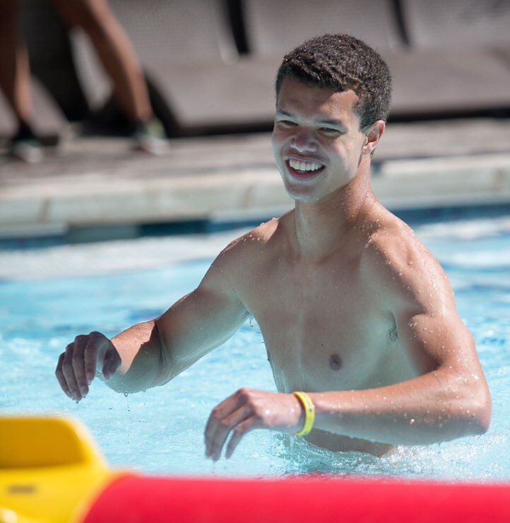 KeyLogRolling's tweet photo. It's a fact, competitive #logrollers are above average, naturally good looking and quick on their feet. https://t.co/2hZEHFV4sm #rollone https://t.co/lVRbX4hbJ4