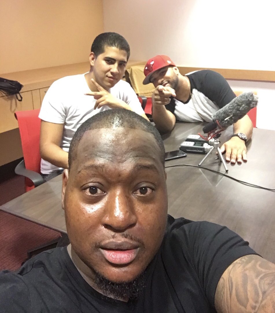 RaLopez404's tweet photo. #CheckTheManpower #Podcast looking like a hood ass #BoyBand , Check us out on #icloud your #iOS device https://t.co/eQYcNEglO7