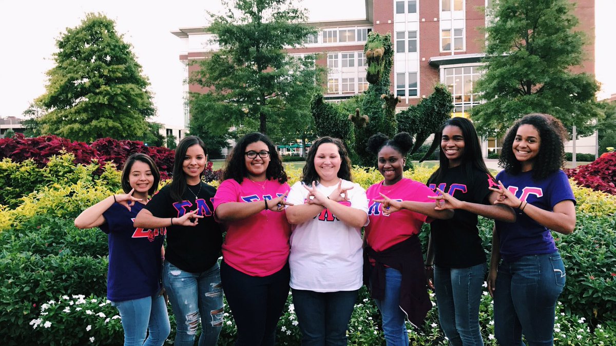 UMiamiGammas's tweet photo. Southeast Regional Retreat: Success ☑️  #RegionalRetreat2k17 💖 https://t.co/4o1709WnoZ