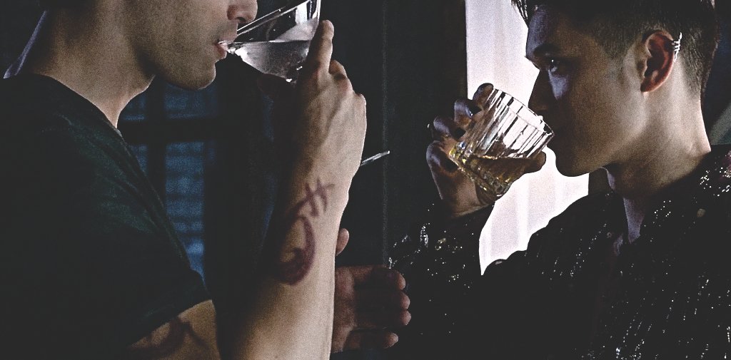 D̷̷a̷̷t̷̷e̷̷ ̷̷N̷̷i̷̷g̷̷h̷t - Starter for <a href="/averygayspider/">;— Alec Lιɢнтωσσ∂</a>.

Read: tl.gd/n_1sq7mq4