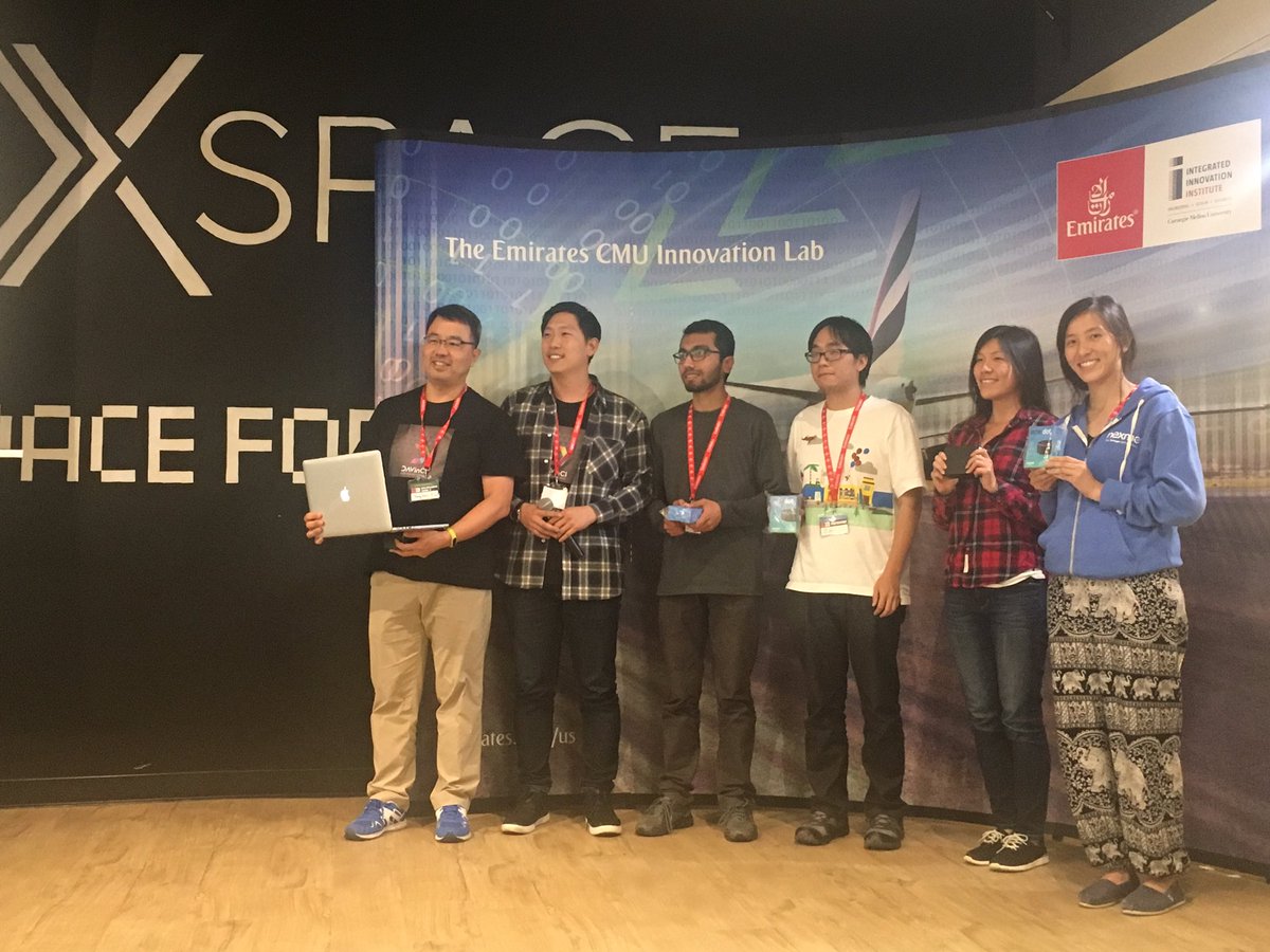 TravelHackathon's tweet photo. Hackathon partner-Davinci ! Presents time #emiratescmuhack #emiratestravelhackathon https://t.co/JWLQ46RQMD