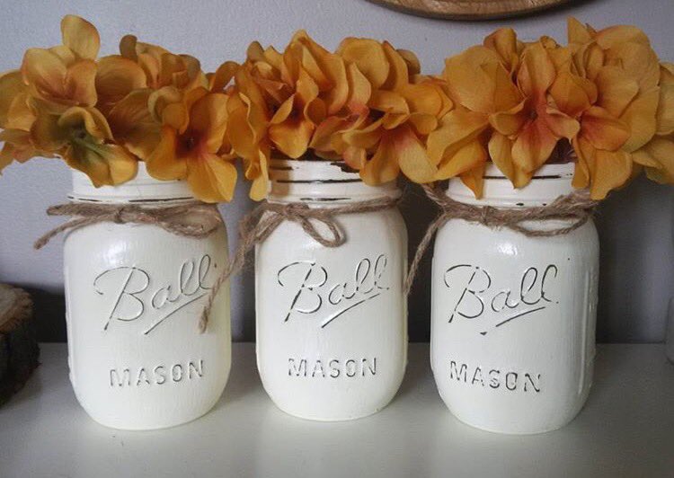 justsavvyc's tweet photo. Fall colours are some of the best colours 🍂🍁🎃 Get your Fall themed jars here https://t.co/NmzFCeDaku #etsymade #handcrafted #Canadianmade https://t.co/y2v0zWGo4j