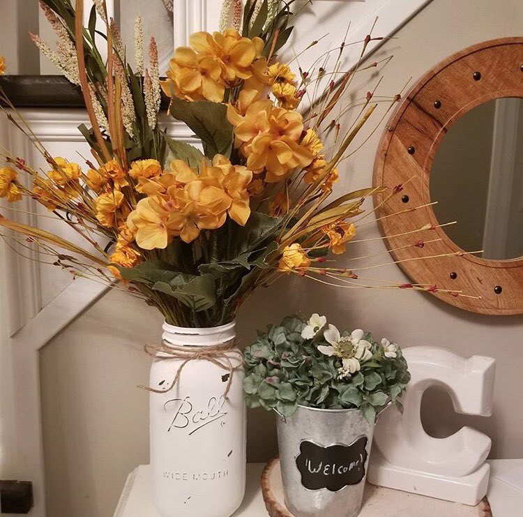 justsavvyc's tweet photo. Fall colours are some of the best colours 🍂🍁🎃 Get your Fall themed jars here https://t.co/NmzFCeDaku #etsymade #handcrafted #Canadianmade https://t.co/y2v0zWGo4j
