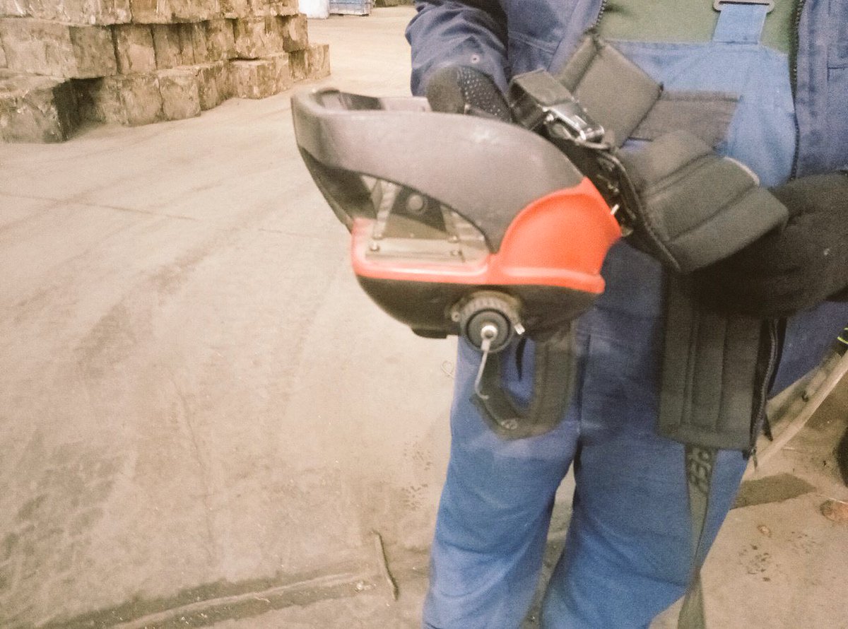 epsiloncrane's tweet photo. Пульт управления #гидроманипулятор #Epsilon S260L97 #EpsilonCrane #PALFINGER https://t.co/bUsnm5hpoO #gdplru #scanreco rc400 https://t.co/0OCoOPAIoD