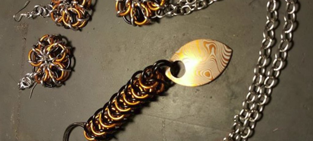 ConvolutionSF's tweet image. Learn how to make chainmail jewelry at Con-Volution 2017. goo.gl/vZ37Lu