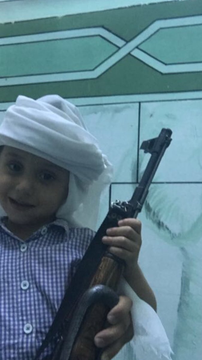 almokramy's tweet photo. فهد ابو ساق يتناسى الداعي احسن بن هبه اللي ساق الجيوش وكنسل بعض الشيوخ لرفضهم،الهياط أخذ مأخذه منكم يالواحد وخمسين بحساب الجمل https://t.co/zXcG8CWDOt