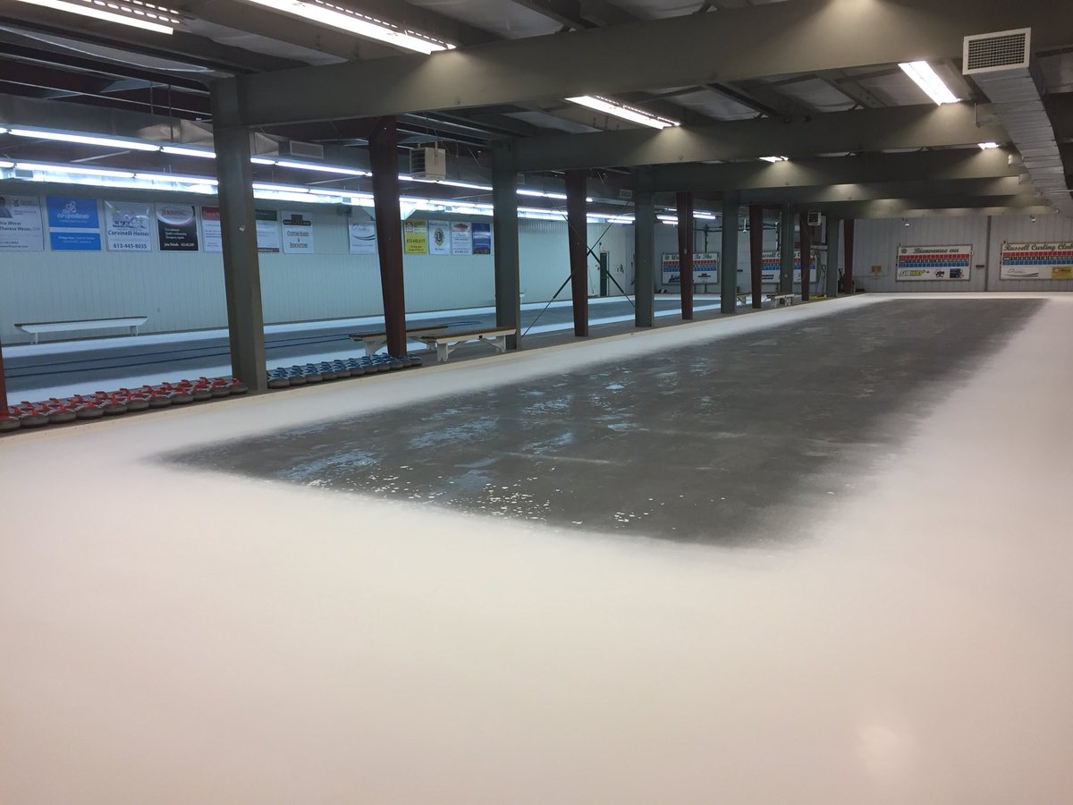 wall2wallice's tweet photo. It may have been the weekend but Saturday we got the #RussellCC lookin fresh and we got the install in Brockville underway today https://t.co/rNHLj01wxQ