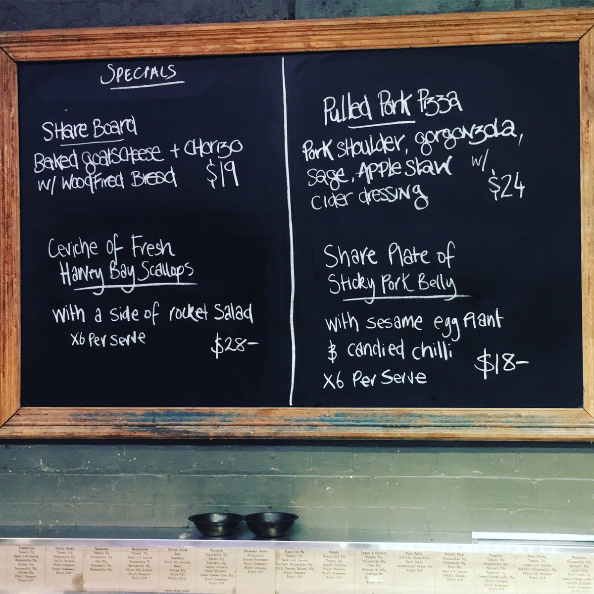 ForgeMenu's tweet image. A little bit fancy. #harveybay scallops or sticky pork for lunch?