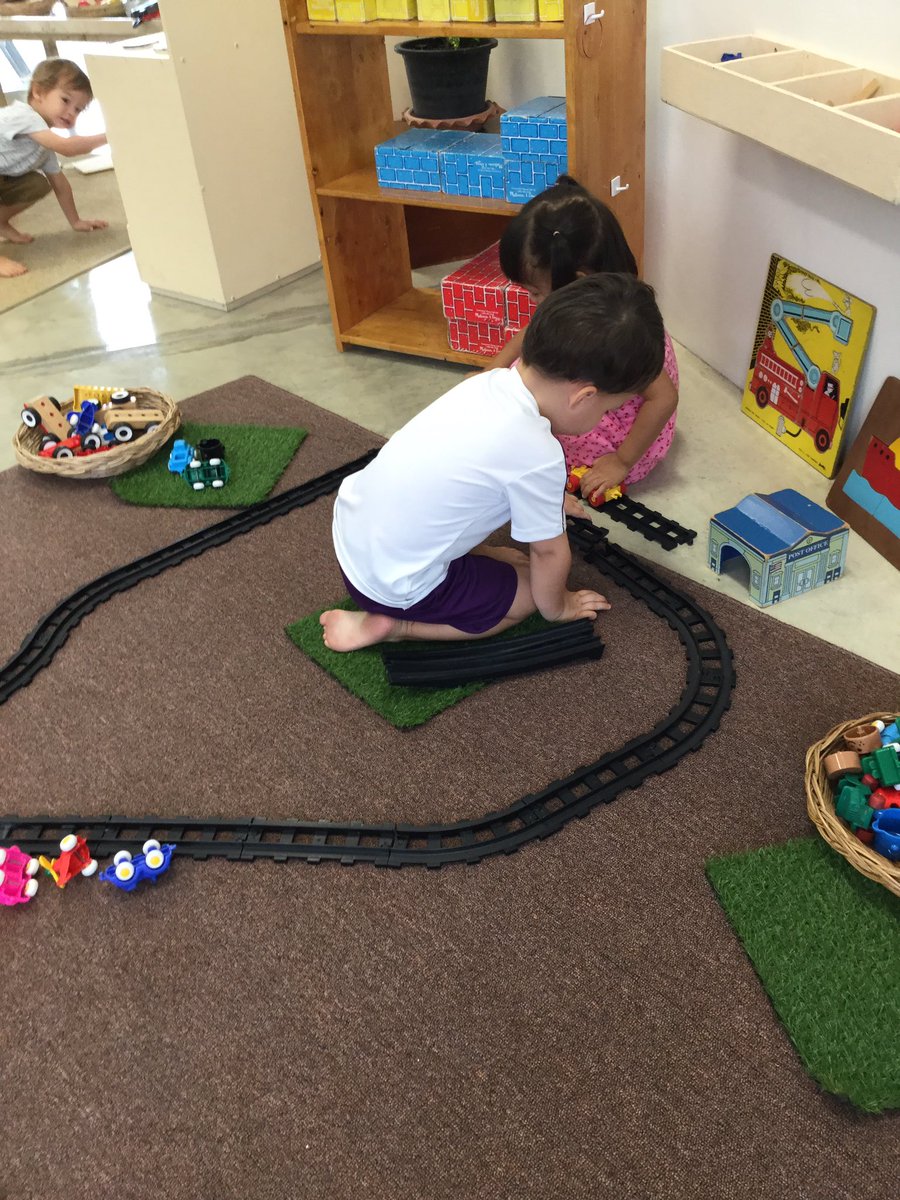 MYISJoyCon's tweet photo. We rearranged our classroom! The train tracks are a hit! https://t.co/Txj1sQHCjS