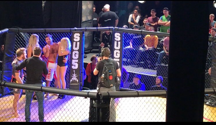 Burleytommy's tweet photo. @philbaroni is the most interesting man alive! @FloGrappling #SUG5 https://t.co/CkduqeC16P