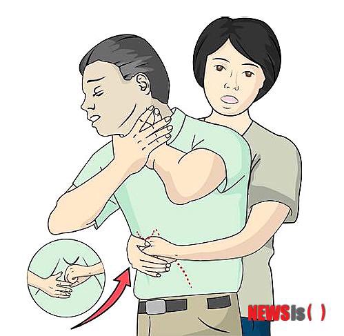 병문안 가실 때 제발 떡은 가지고 가지 마세요.
환자분 기도 막혀 돌아 가실 수도 있읍니다. 
방금도 한 분 옆 보호자가 준 떡에 기도 막혀 응급조치하고 중환자실로 가셨읍니다.