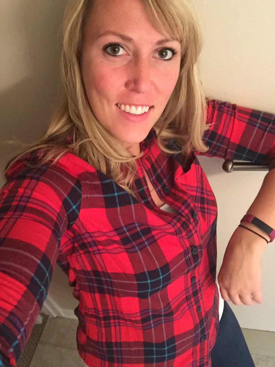 DingaAshley's tweet photo. Represent while at work for Saturday's game. #EBFlannel #OnWisconsin https://t.co/0MOyBqJKdh