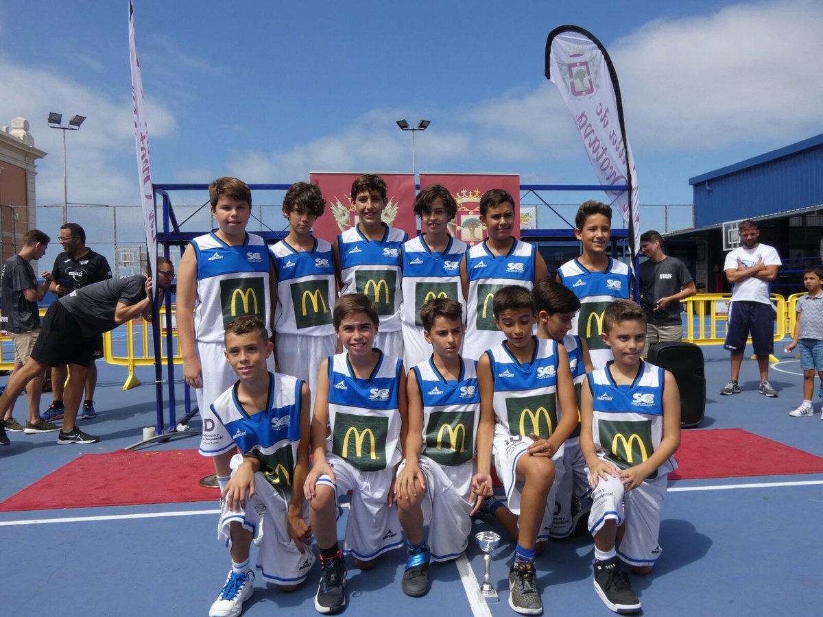 CBSanIsidro's tweet photo. El #VirgendelMar, campeón del Torneo Mini Masculino #VilladeLaOrotava 🏆
2º San Isidro
3º Santa Cruz
4º Heidelberg

#VisitLaOrotava https://t.co/tcIgOsQW5Z