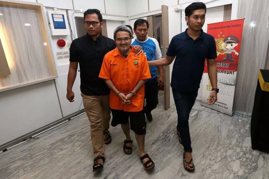 GunRomli's tweet photo. Hati2 bg penebar fitnah, khususnya pd kyai2 NU, kami akan membuat perhitungan sesuai hukum yg berlaku, berhentilah menyebarkan fitnah! https://t.co/T9BIGvXK3P