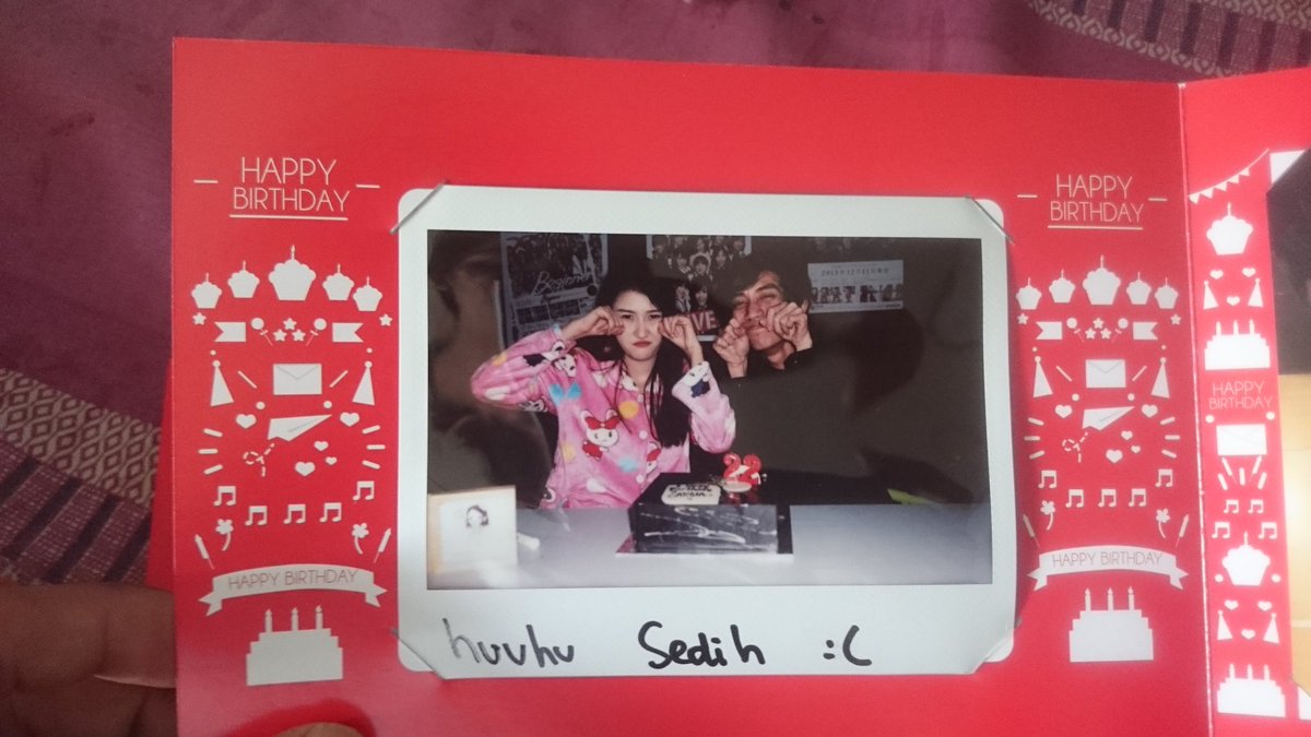 Caption yg lain bagus" n semangat, kok w kagak,,,😒😒 @Via_JKT48