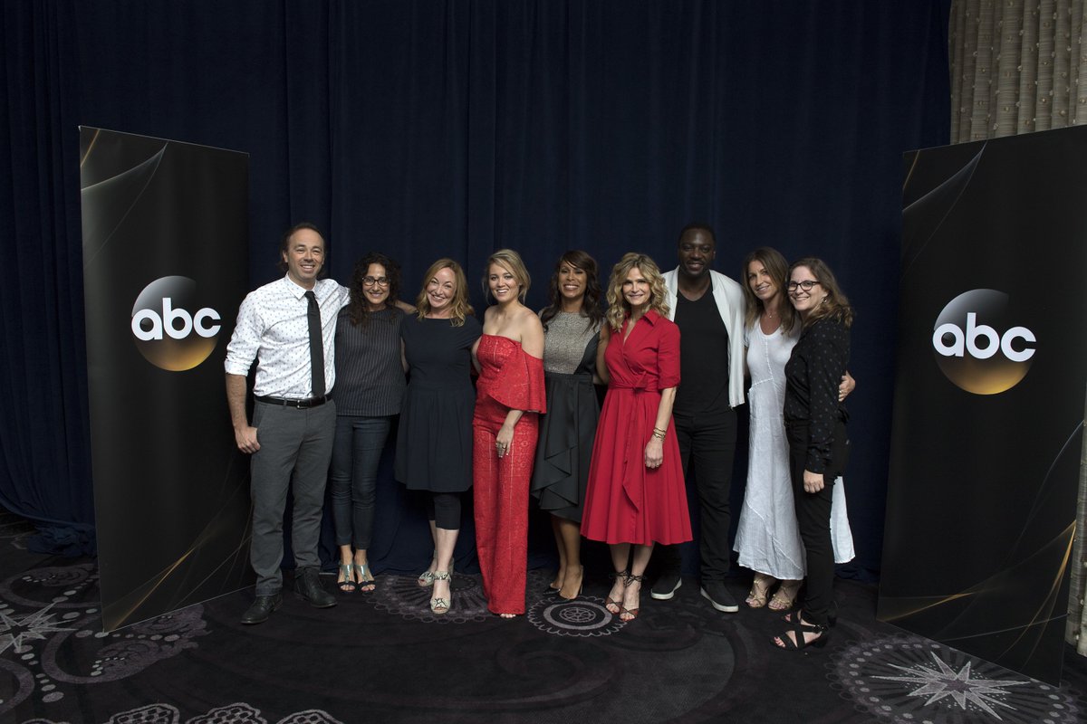 adewale's tweet photo. Big up to this amazing cast and crew! #LeftAt4 #TenDaysInTheValley Sundays at 10/9c on @ABCNetwork @TenDaysInValley https://t.co/7pZM7sBcnQ