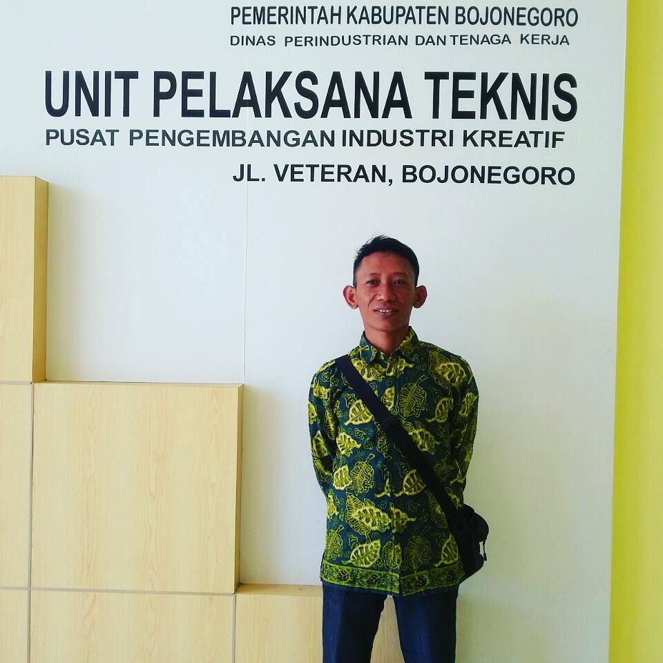 cak_moon's tweet photo. Batik Sekar jati,,batik khas jonegoroan filosifinya cek di https://t.co/P4ZAWFfSvq @AdemosIndonesia @ExxonMobil_ID https://t.co/fvo8HA7zuV
