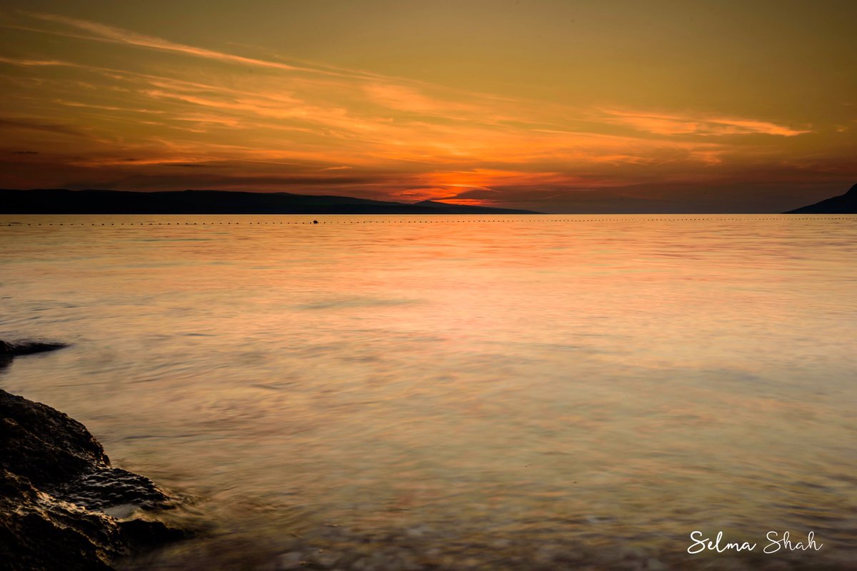 photobyselma's tweet photo. Dreamy sunset, Brela, Makarska Riviera .... #sunset #croatia #nikon #photooftheday #beach #travel https://t.co/tXueazPAI6 https://t.co/UNOhzOk6ED