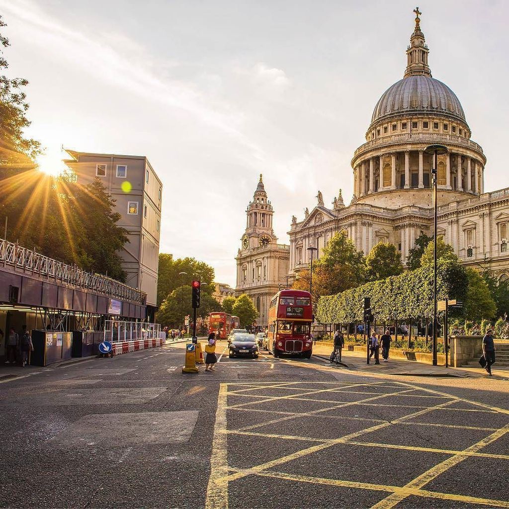 LondonsBestHQ's tweet photo. Goooood Morning London 😁🇬🇧 @londonsbest by @87sjp #londonsbest
.
.
.
.
.
#london #londonlife #mylondon #thisislond… https://t.co/tYlH9FGNy9 https://t.co/RcXum8lqUn