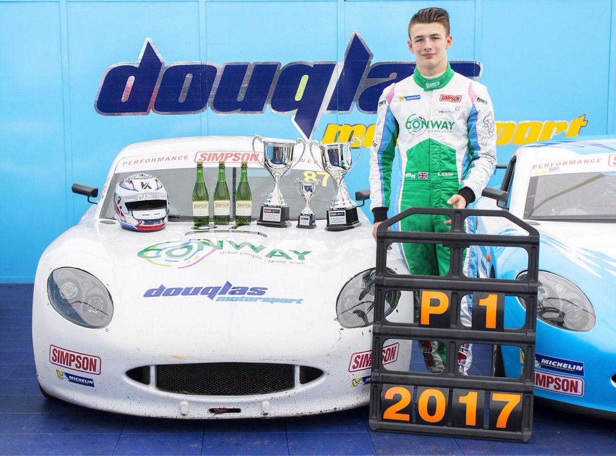 DouglasMSport's tweet image. 🏆Rookie champion, 🏆17 rookie wins, 25 rookie podiums. Most rookie wins ever @GinettaCars @lawrencelnt #nocheating😤 @MBPartners @KiernJ