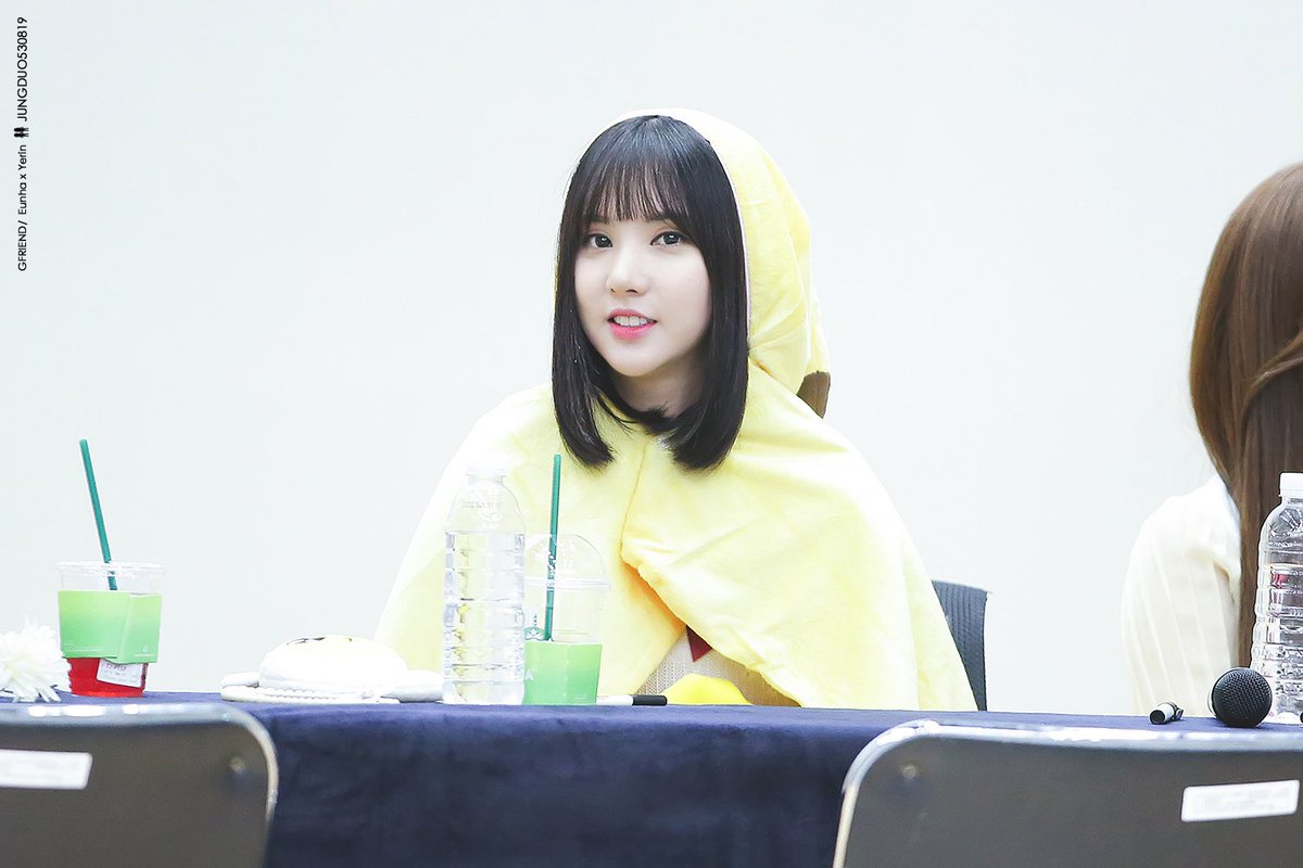 jungduo530819's tweet photo. 170916 마포 팬사인회
#은하 #EUNHA #여자친구 #GFRIEND @GFRDofficial https://t.co/VqpksX1hoJ