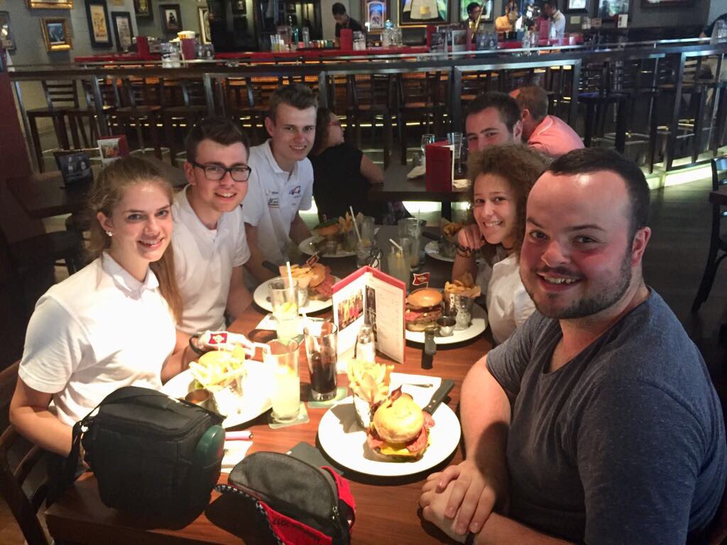 celerity_team's tweet photo. Last minutes of Malaysia 🍔🍔 #F1SWF @hardrockcafekl https://t.co/RFe7z1CqKD
