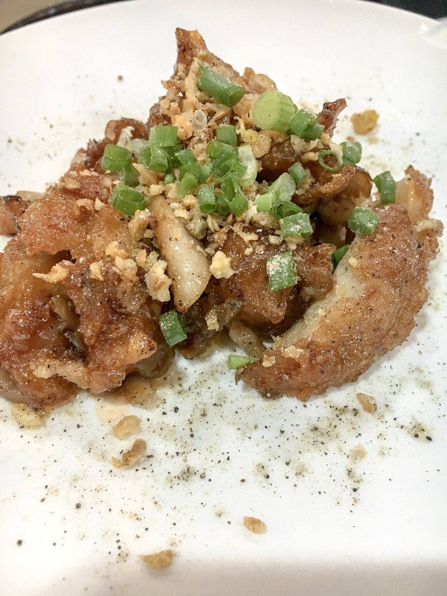 Ohanizhang's tweet photo. ร้าน chon king อยู่เซนเตอร์วันชั้น3 อนุสาวรีย์ เป็นบุฟเฟต์ไก่ทอดเกาหลี 199฿อร่อย คุ้ม อิ่ม👌
@aroii #อร่อยบอกต่อ #อร่อยไปเเดก #เจินเจินรีวิว https://t.co/et2k02bzl5