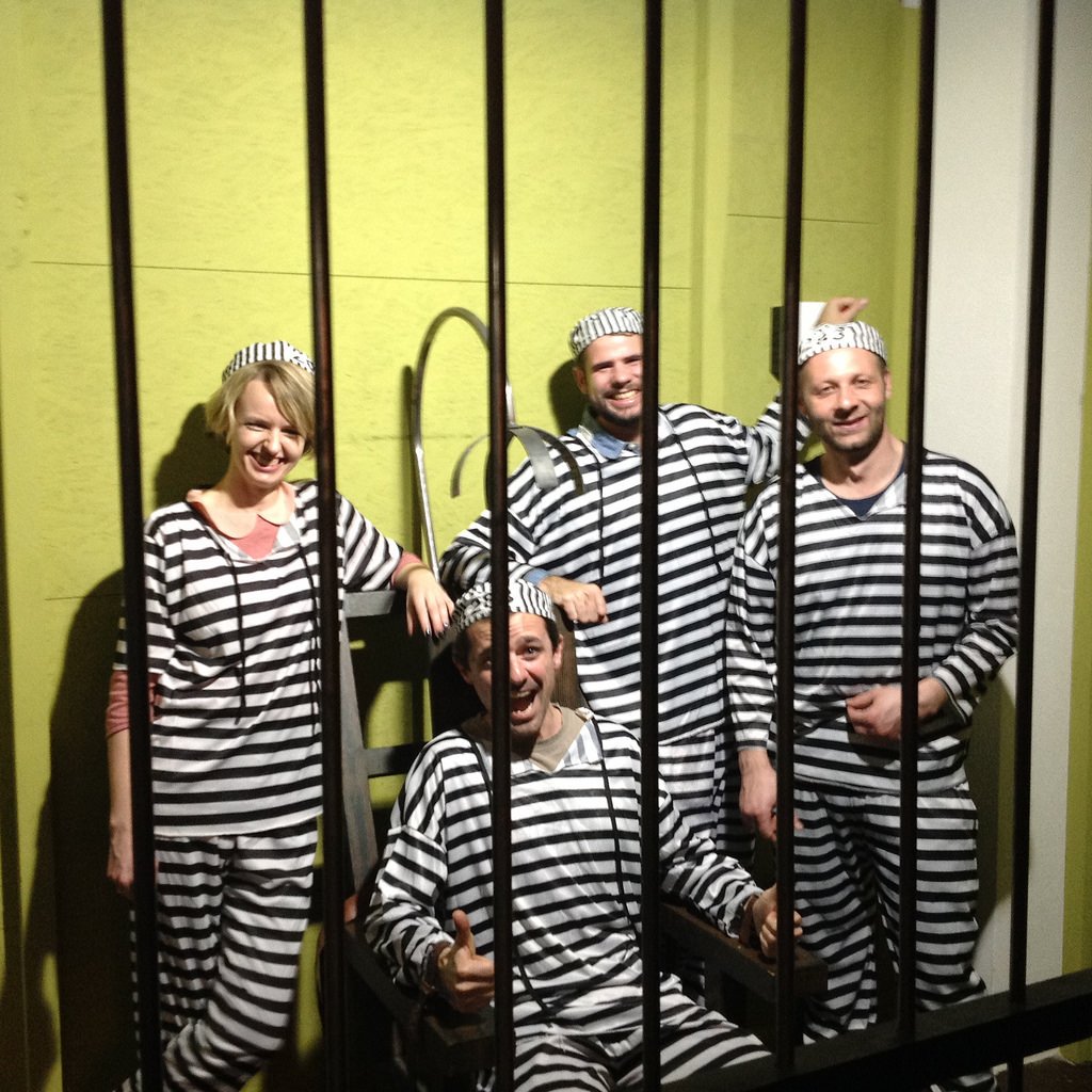 Activity of the day : escape room, a good way to work on creativity, problem solving, and communication! hubs.ly/H08NhrR0