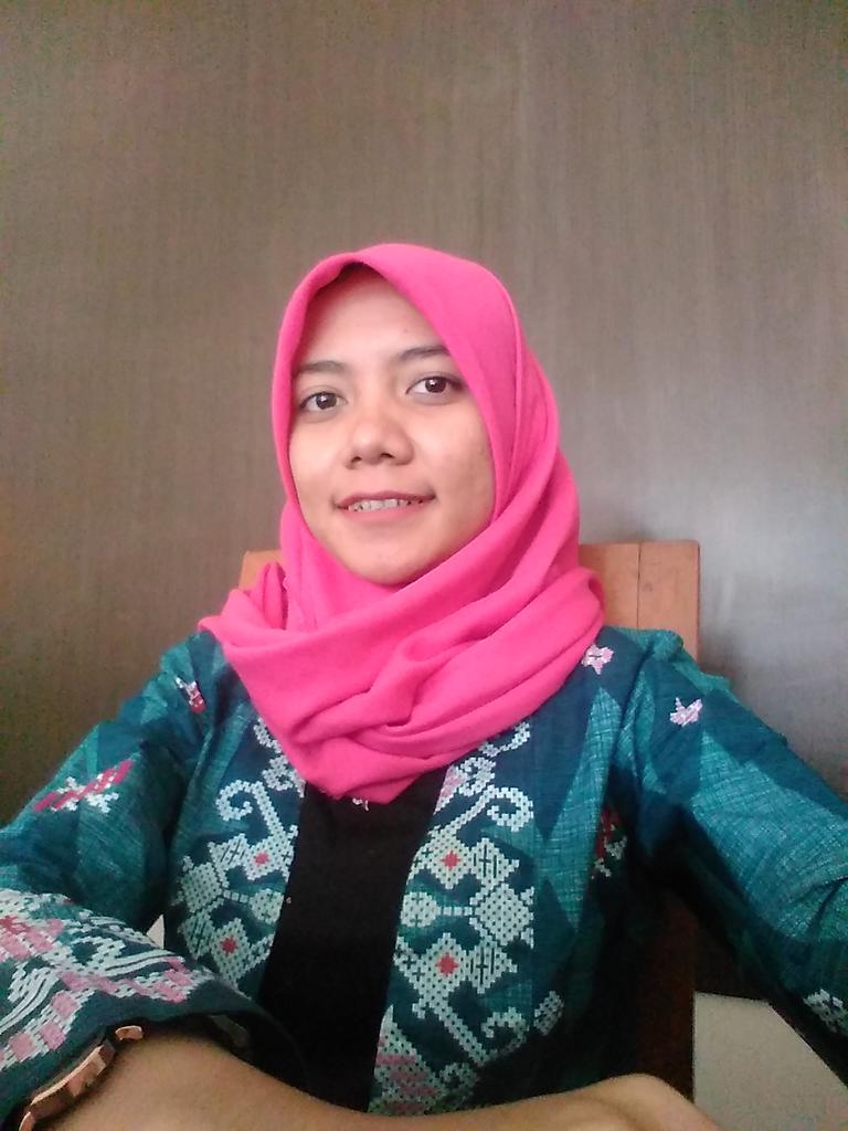 yuckyginaa's tweet photo. #batikday #batikoftheday https://t.co/iKLaevbCCz