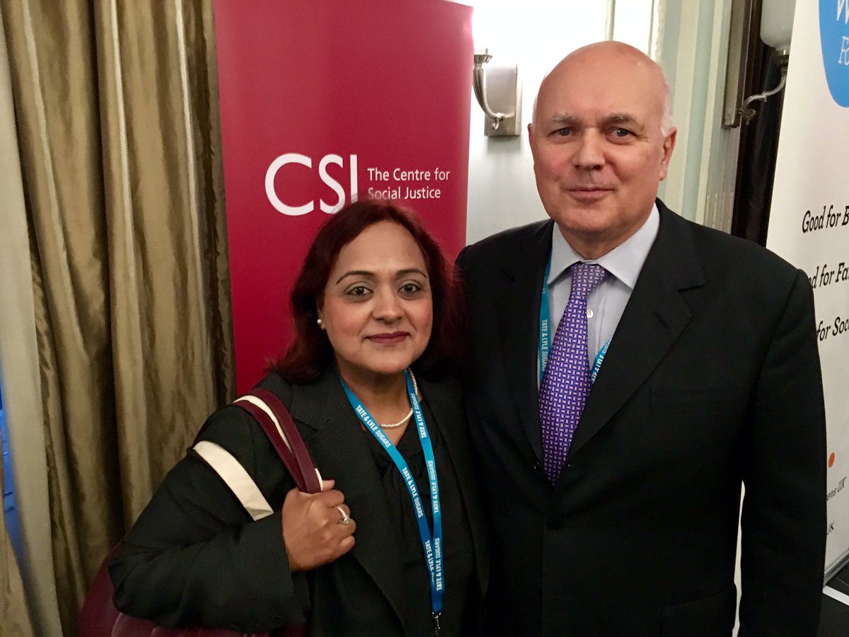 dranwaraali_mbe's tweet photo. #ConservativeWayForward #women2win , ambitious &amp; focussed on a successful Britain post Brexit🇬🇧@JamesCleverly @THConservatives @theresa_may https://t.co/QWxqw3gUe0