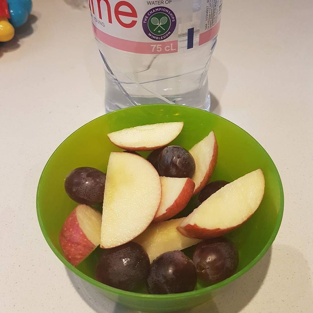 sazhoopz's tweet photo. Challenge 2 of the #mamaproject is up and @afrosandhightea is challenge mum's to eat more fruit and vegetables. 
I… https://t.co/FcMJC7ahqK https://t.co/kx1OMY4NxS