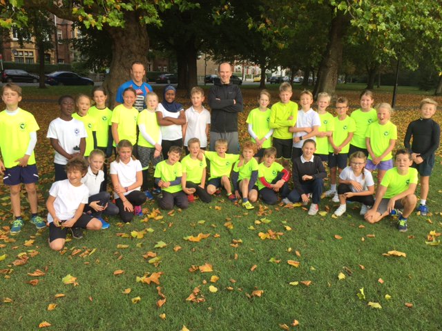 Allfarthing (@allfarthingsch) on Twitter photo Our autumn run club team - thank you to Matt Dowse <a href="/mattjdowse/">Matt Dowse</a> for volunteering his time leading the session this morning. Our autumn run club team - thank you to Matt Dowse <a href="/mattjdowse/">Matt Dowse</a> for volunteering his time leading the session this morning.